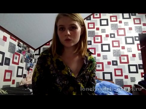 ❤️ Xwendekarê ciwan blonde ji Rûsyayê ji dîkên mezintir hez dike. ❤ Pornoya hişk li ku.pornplaybb.ru