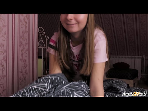 ❤️ Blondie BFF-ya xwe bi kûr dimije û di devê xwe de diqelişe ❤ Pornoya hişk li ku.pornplaybb.ru